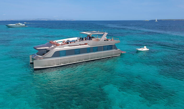 GOLDFINGER-Catamaran-Rental-Ibiza_Goldfinger-Boutique-Hotel-Ibiza