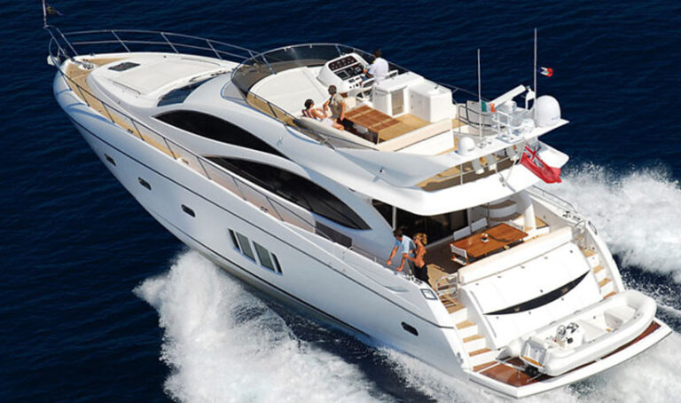 Superyacht Charter in Ibiza-Sunseeker-Manhattan-70_Speed-boat